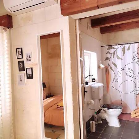 Ontherocks - In Victoria, Gozo Holiday home Victoria