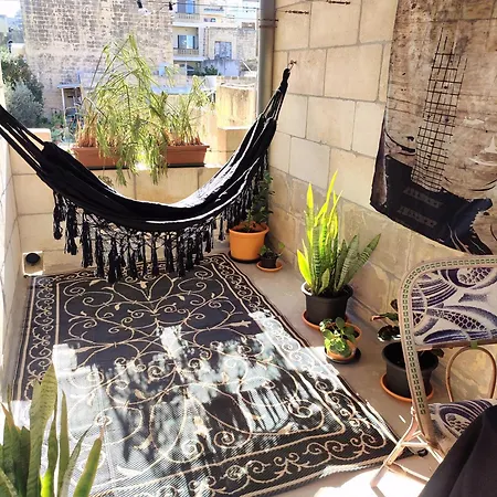 Ontherocks - In Victoria, Gozo Holiday home Victoria