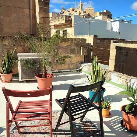 Ontherocks - In Victoria, Gozo * Victoria