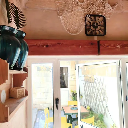 度假居 Ontherocks - In Victoria, Gozo 维多利亚