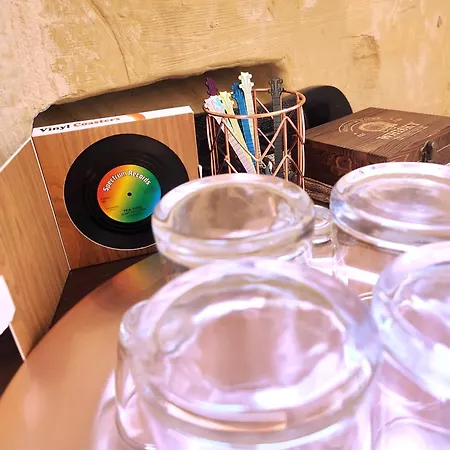 Ontherocks - In Victoria, Gozo