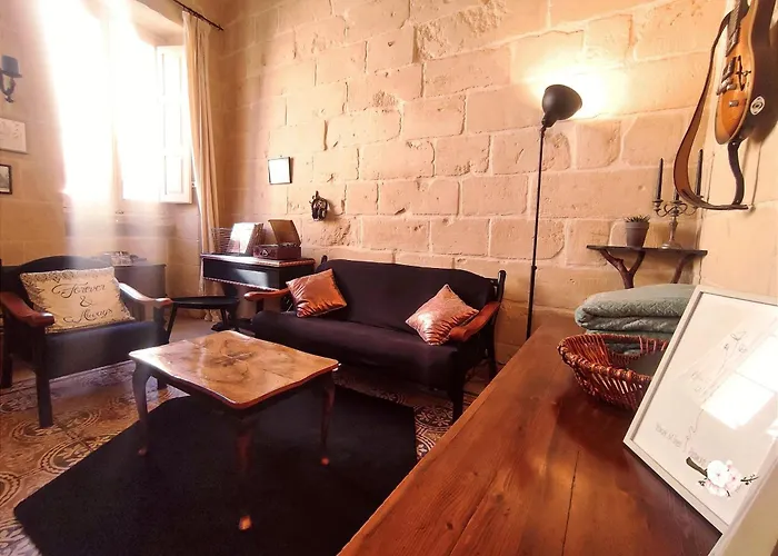 別荘 Ontherocks - In Victoria, Gozo *