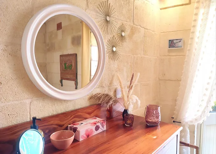 Ontherocks - In Victoria, Gozo * ビクトリア