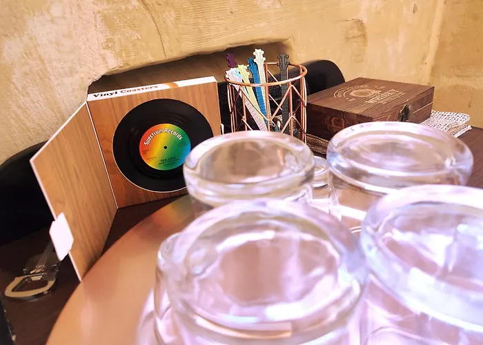 Ontherocks - In Victoria, Gozo