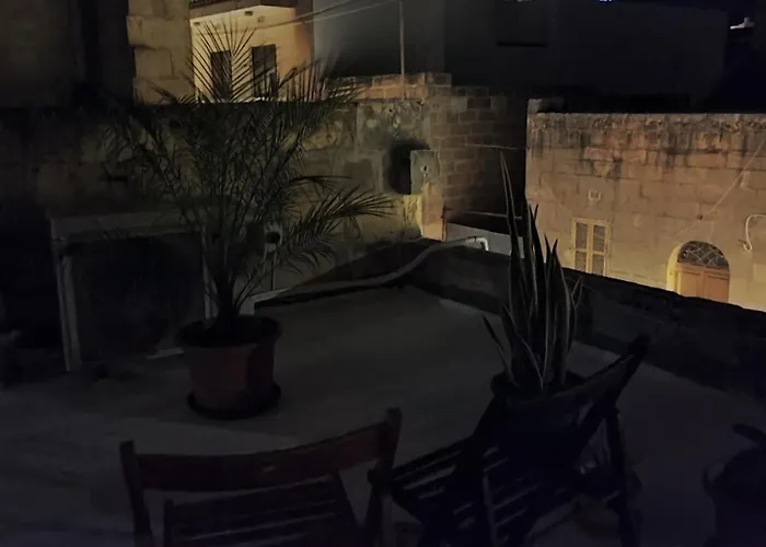 Ontherocks - In Victoria, Gozo *