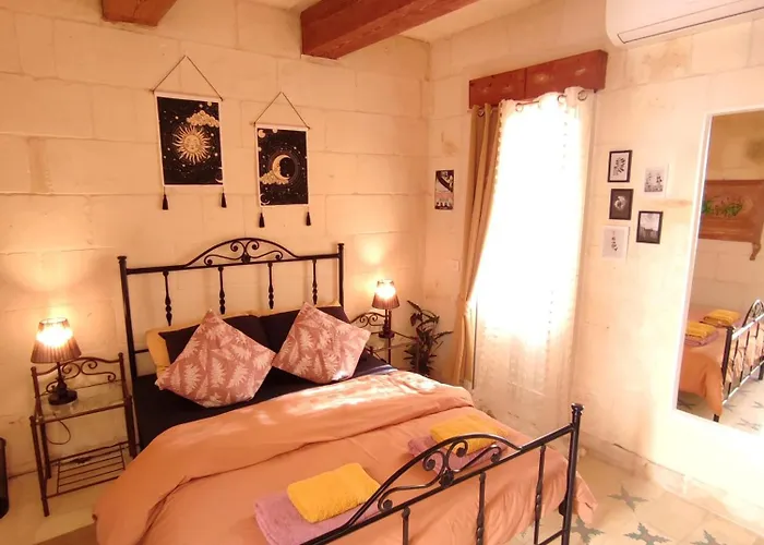 Ontherocks - In Victoria, Gozo 別荘 ビクトリア